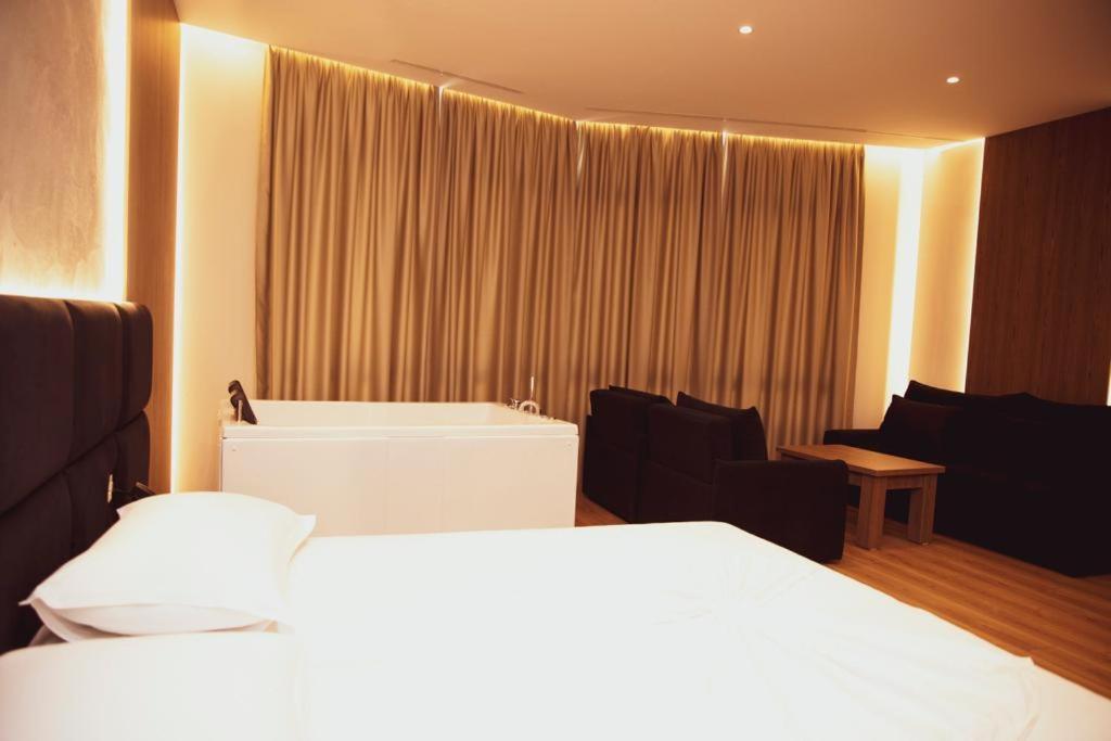 דורס Hotel Continental מראה חיצוני תמונה