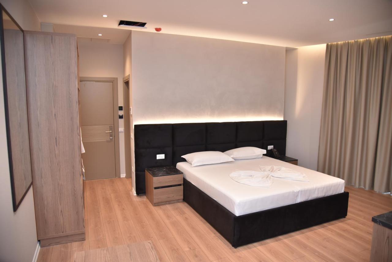 דורס Hotel Continental מראה חיצוני תמונה