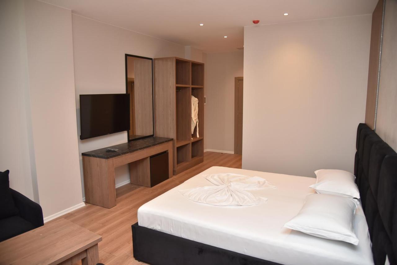 דורס Hotel Continental מראה חיצוני תמונה